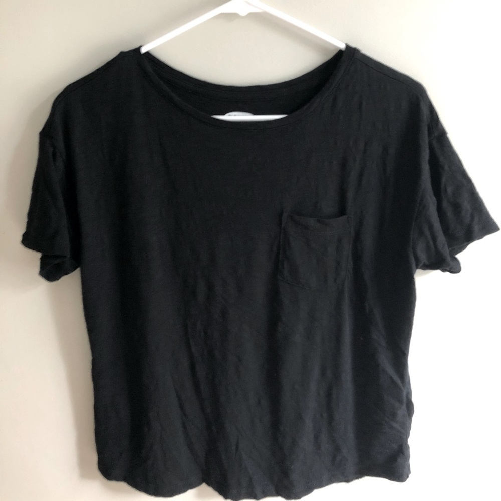 Old Navy “The Easy Tee” black, small